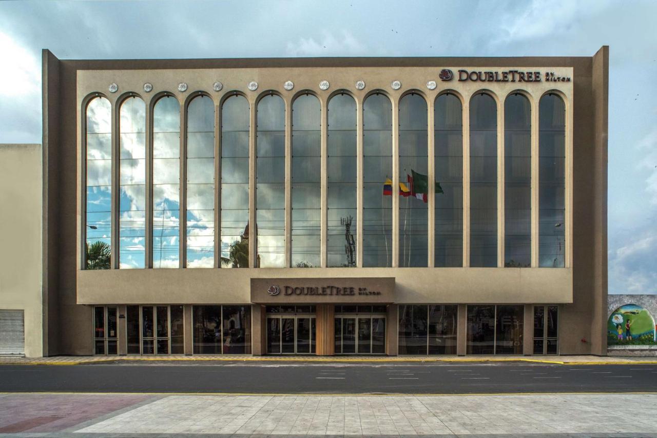Doubletree By Hilton Iquitos Hotel Exterior photo
